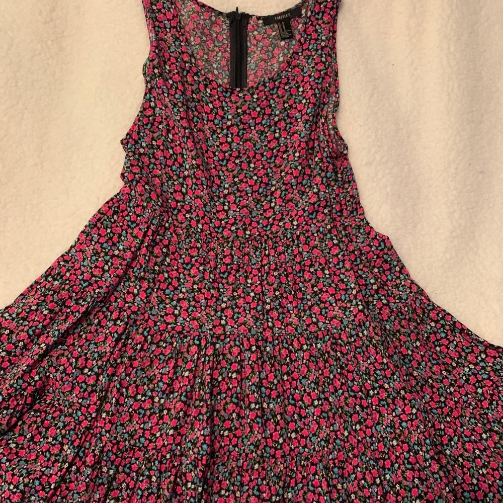 Super cute sun dress